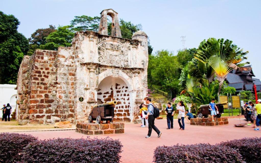 My Sweet Home Malacca Exterior foto
